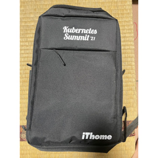 Kubernetes Summit ‘21 iTHome USB外接充電雙肩後背包/電腦包-黑色