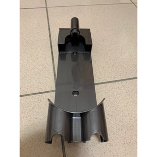 【Ｊ＆Ｐ全新】原廠 Dyson 吸塵器 充電掛架 V10 壁掛式 收納 配件 手持吸塵器 底座 壁掛支架 戴森