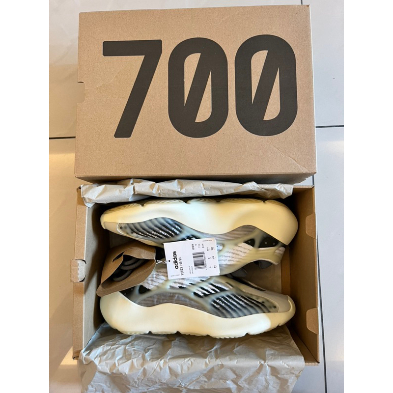 【LL 】BEETLE ADIDAS YEEZY 700 V3 FADE SALT 黑白灰ID1674