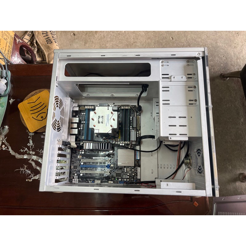 ASUS P9X79 WS / SYS 伺服器 主機板 LGA 2011 X79