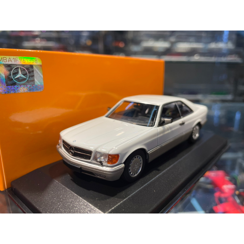 吉華@ 1/43 MINICHAMPS 940035120 MERCEDES-BENZ 560 SEC (C126)