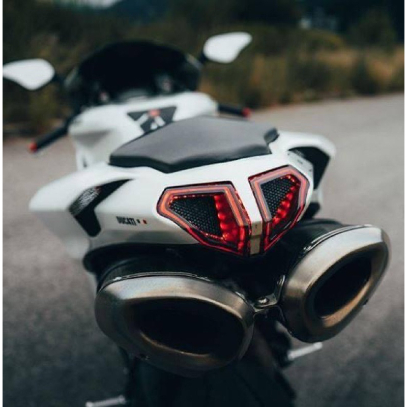 翰林🆁🅰🅲🅸🅽🅶二輪 TST Ducati 848 1098 1198 LED 整合式 方向燈 尾燈 煞車燈