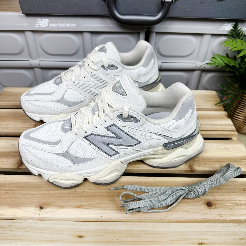 レビュー投稿で選べる特典 New Balance U9060ECBスニーカー 新作完売品