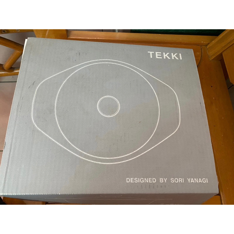 [全新] 柳宗理TEKKI 22cm雙耳淺鍋2.45L附不鏽鋼蓋（產地：日本）