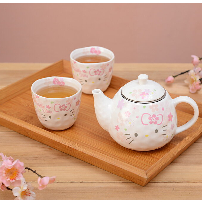 【Sanrio三麗鷗】Hello Kitty 浪漫櫻花杯壺3件組 (茶杯-190ml、茶壺-420ml；附濾網)