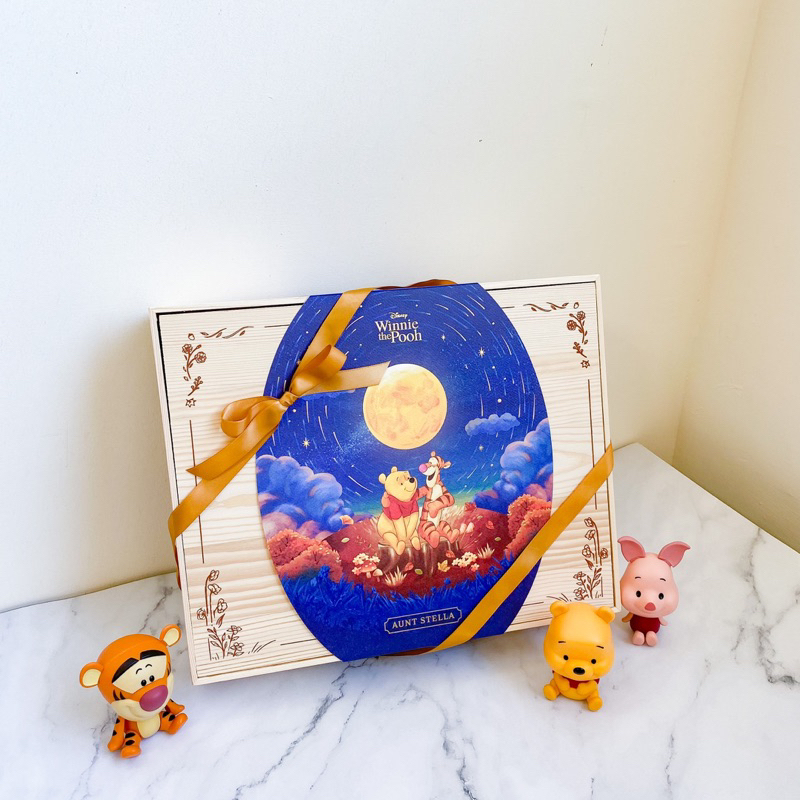 Aunt Stella小熊維尼中秋禮盒 - 鏤空夜燈款「維尼的月光旅程」禮盒