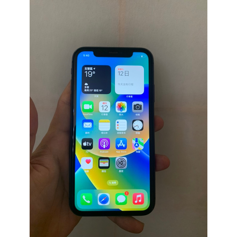 iPhone 11 128G 黑色 高雄面交6500 可貼換