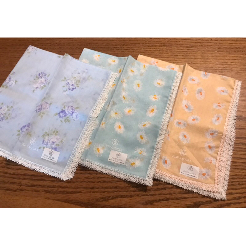 日本手帕  擦手巾  時裝設計師 桂由美 Yumi Katsura no.42-8-9-10 47cm