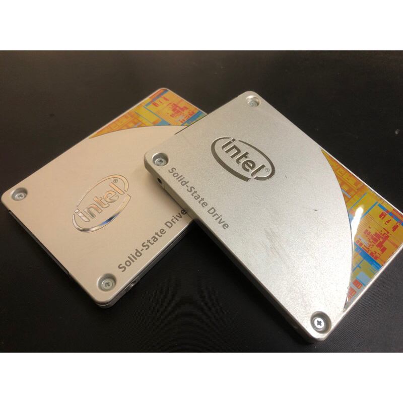 二手良品，intel，240G，SSD固態硬碟，良好度98%，讀寫正常，附圖