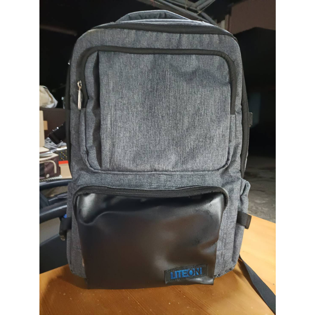 【銓芳家具】全新 LITEON 電腦後背包-灰色 大容量後背包 電腦包 背包 男背包 筆電包 公事包 筆電背包 電腦背包