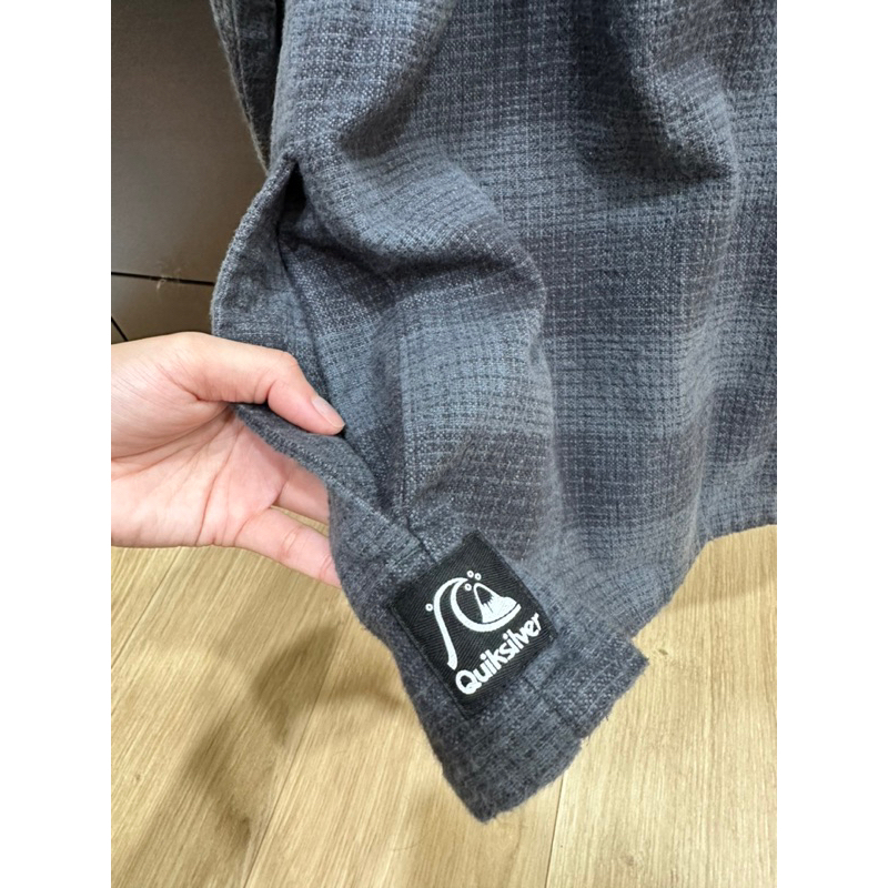 Quiksilver衝浪品牌男棉質襯衫外套混棉格紋藍黑色