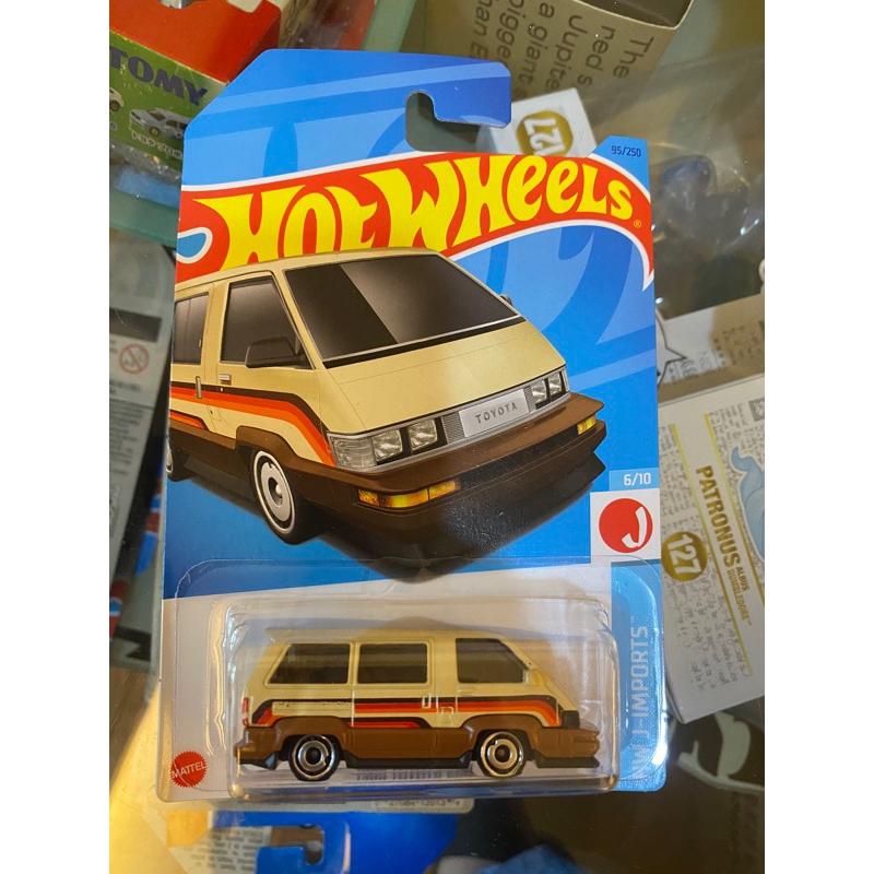 風火輪 Hot Wheels 1/64  豐田 1986 TOYOTA VAN 廂型車 VAN