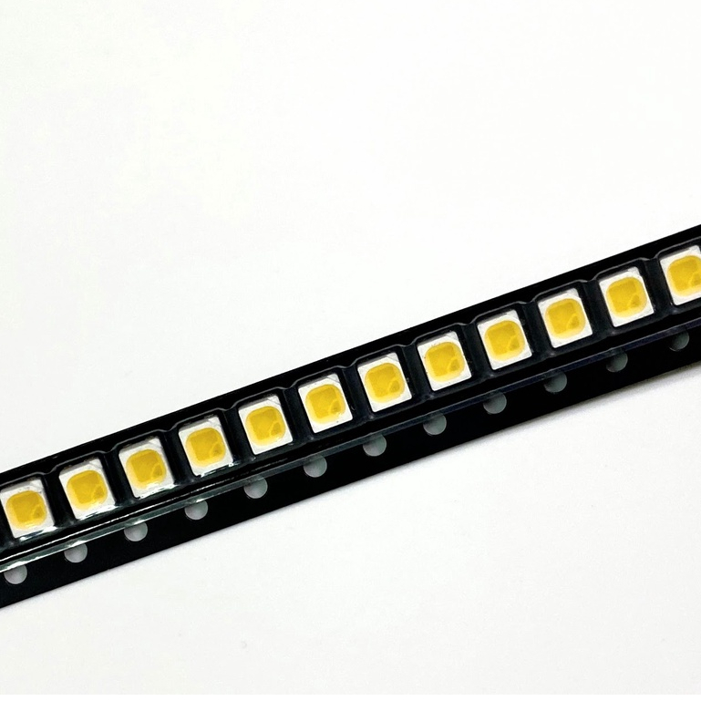 電子零件｜(10pcs) LED 正白光 SMD 3528 燈珠 四腳 3.5*2.8*1.9mm