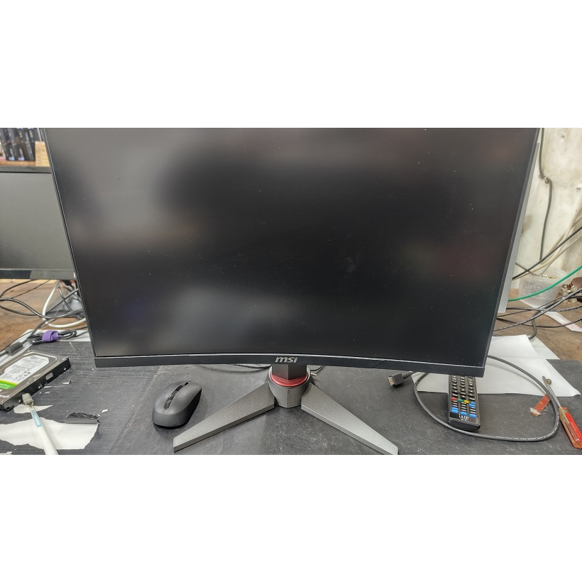 MSI Optix MAG24C 24吋 曲面電競螢幕 144Hz/1ms 廣視角 AMD FreeSync