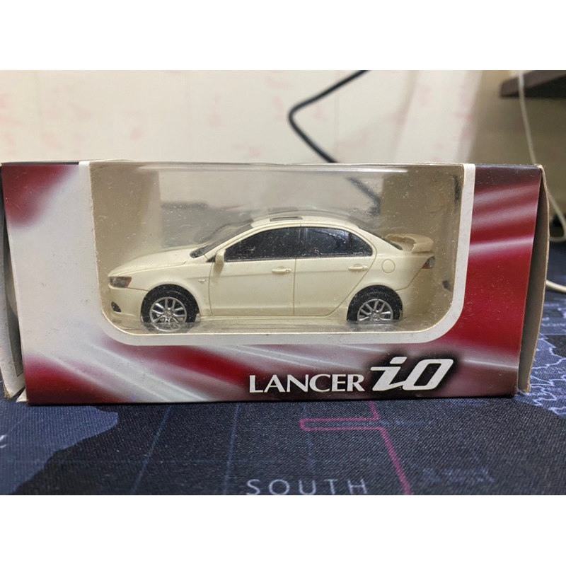 1/43 mitsubishi Lancer io 模型車 白色