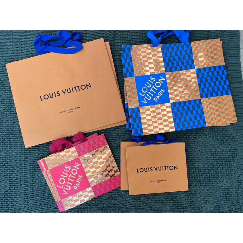 👊🏻專櫃正品二手出清👊🏻Louis Vuitton LV路易威登 專櫃紙袋 限量 特別版 聖誕節
