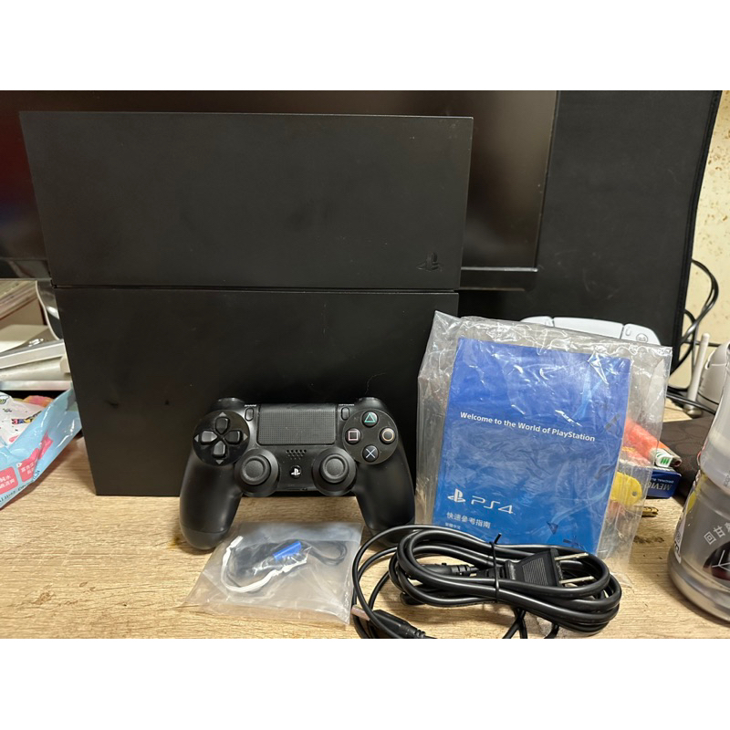PS4主機 500G 型號1207a 盒裝完整