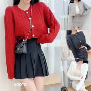 現貨‼️ OOTD 品牌自訂 小香風 貝殼 鈕扣 短版 針織 外套 上衣 兩穿