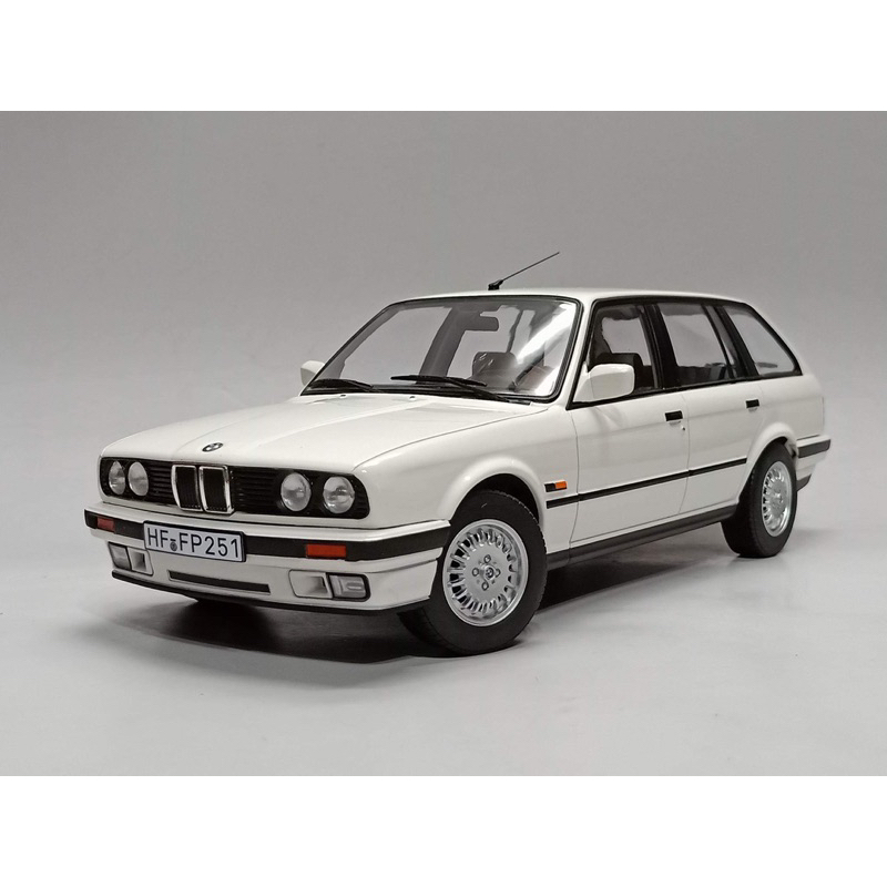 限量款～Norev 1:18(1/18) BMW E30 325i Touring 寶馬 旅行車 模型車