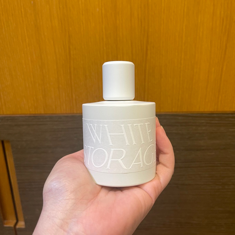 TOBARI トバリ ホワイト ストレージ オードパルファン 50ml 香水