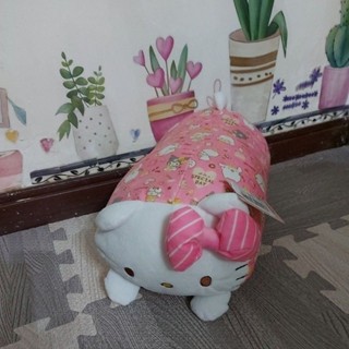三麗鷗授權綜合版系列圓筒抱枕 kitty圓柱抱枕 kitty車用枕 午安枕