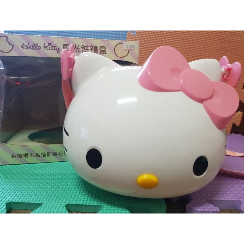 全新現貨😀~Hello Kitty雪米餅造型筒禮盒(只販售Hello Kitty造型筒)