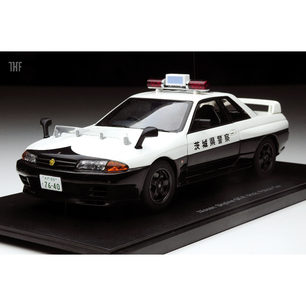 NISSAN Skyline GT-R R32 Police Car 1/18 AUTOart