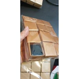 首璽翡翠🎁飾品 金飾 戒指 禮盒 盒子 ／ 黑壓紋路/香檳色