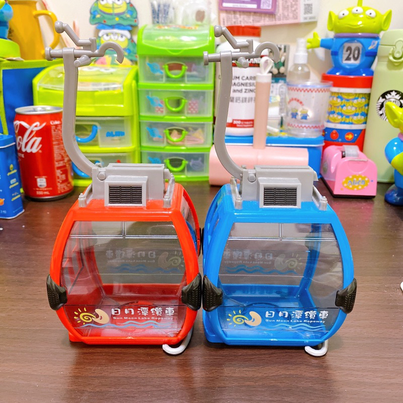 超可愛 日月潭纜車造型存錢筒 兩色合售