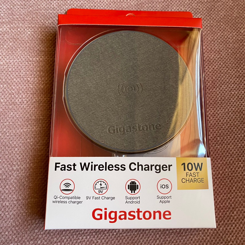 現貨［Gigastone］10W布質無線快充充電盤 全新 只有一個