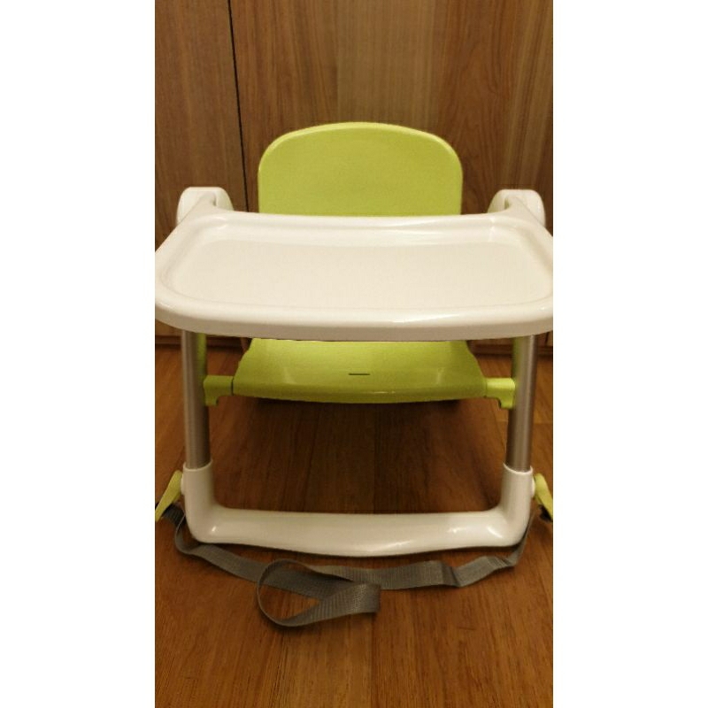 二手 Apramo Flippa 英國 可攜式兩用兒童餐椅
