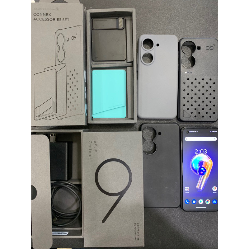 🎩二手商品🎩 ASUS ZenFone9   8g /128g 黑  贈3個保護殼盒裝配件齊全
