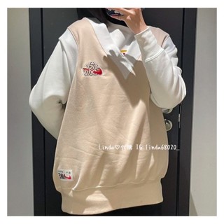 Linda❤️代購 現貨NIKE NSW CNY VEST 刺繡 內刷毛 V領 學院風 背心 女款 FD6402-126