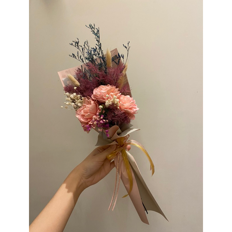 乾燥花 永生花 小型花束 粉紫色系花束 情人節花束 畢業花束 客製化花束 送禮 平價 台北花店