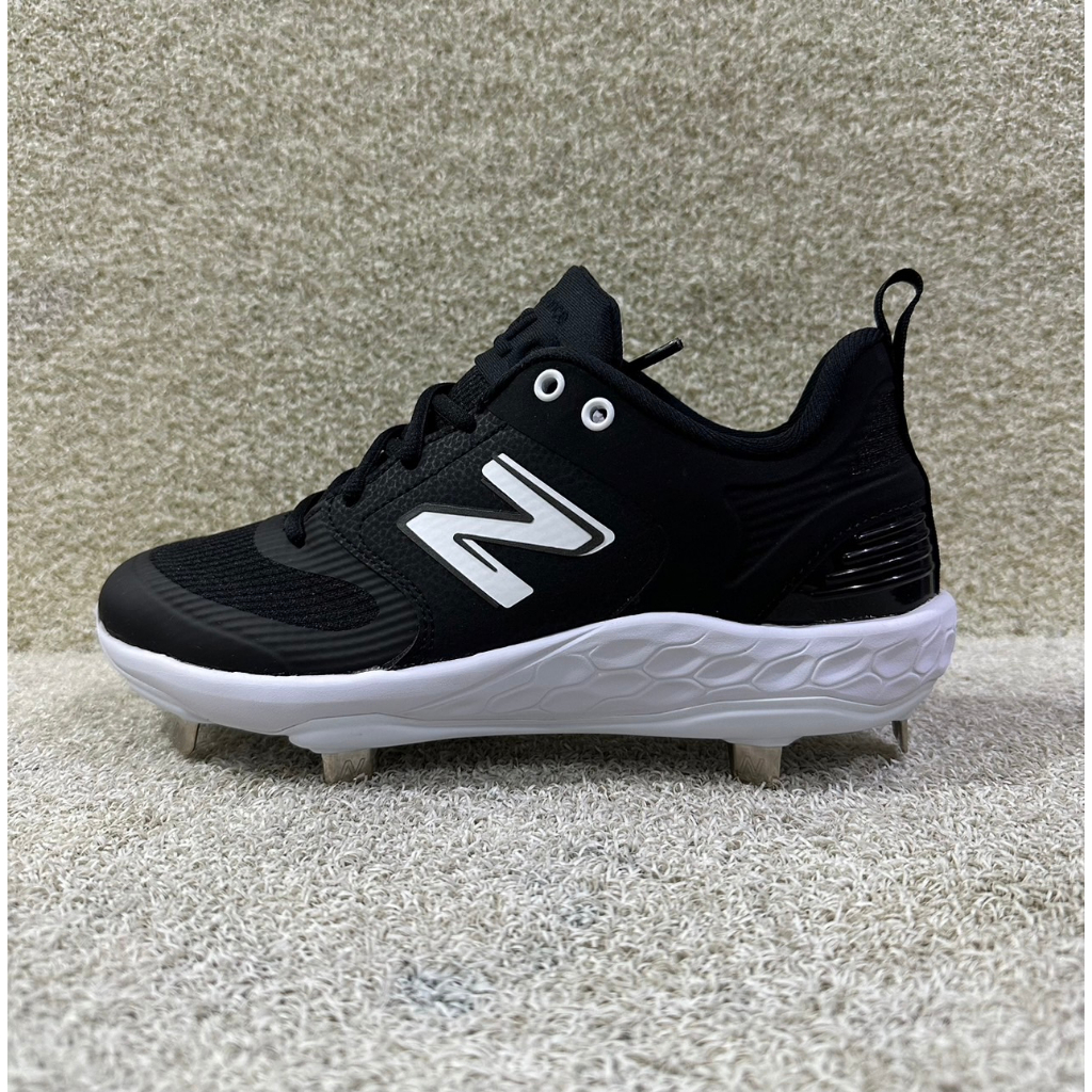 = 水 運動用品 = 23年 New Balance "女版" 棒球釘鞋 (D楦頭) SMVELOK3