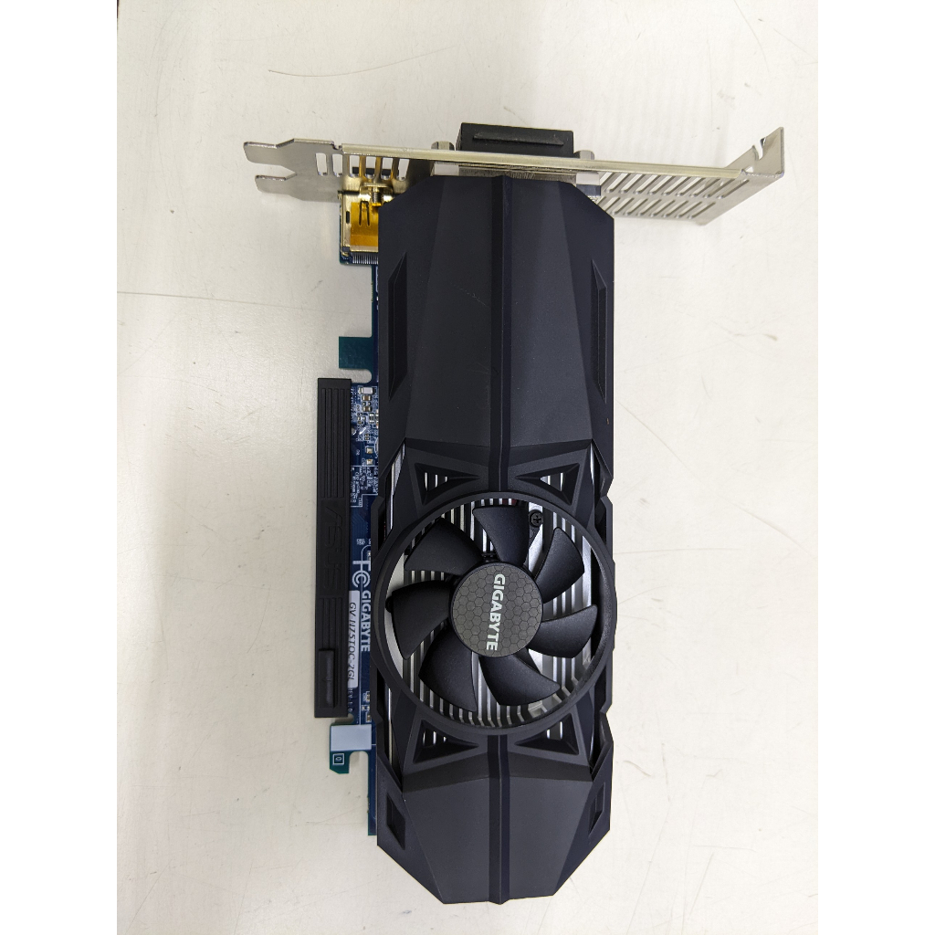 (如圖) 技嘉 GV-N75TOC-2GL 顯示卡 GTX750 TI 二手良品 免插電版 售$1200元/張