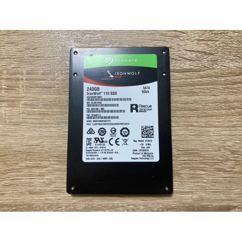 seagate ironwolf 110 ssd 240GB