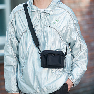 [台灣現貨] 光感尼龍簡約手機包 隨身包 男生包包 小包 零錢包 側背包 肩背包 斜背包