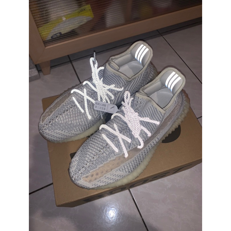 yeezy boost 350 v2  Lundmark 鞋帶反光 US10