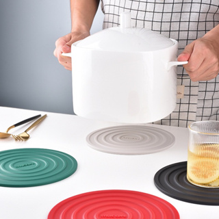 DK購物™️居家廚房系列 食品級安全矽膠隔熱墊 餐墊杯墊 耐高溫 防滑易清潔 餐具