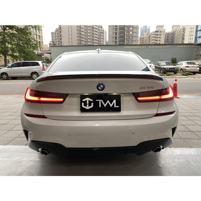&lt;台灣之光&gt;全新 BMW G20 G21 320 330改P款亮黑 兩件式 後下巴 後中巴 Performance款