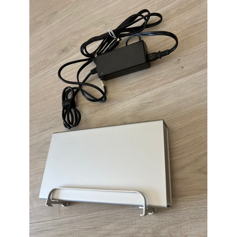 (二手) Macpower SATA Combo 3.5 吋硬碟外接盒 USB2.0 1394A