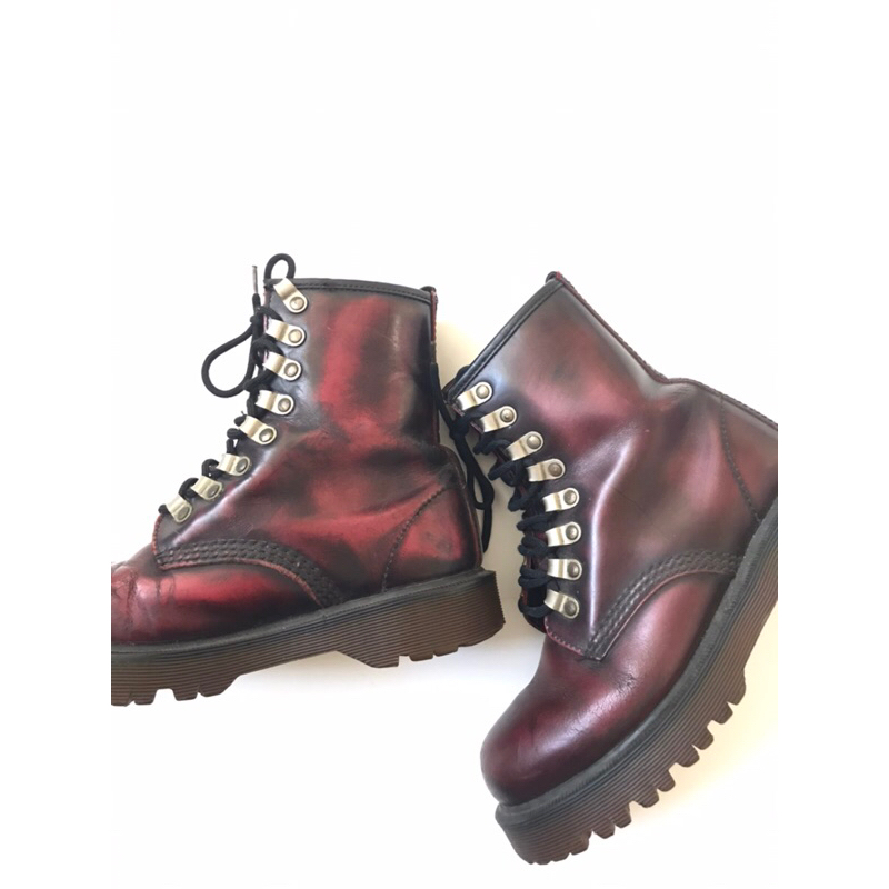 #Dr.martens 馬丁鞋二手英國製  亮皮面酒紅色 MADE IN ENGLAND ｜8孔｜約22-22.5cm