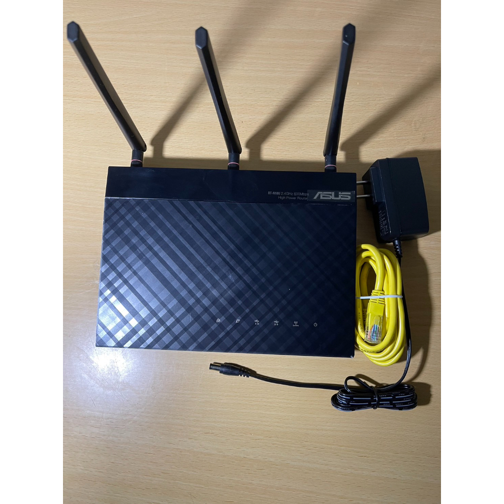 華碩 ASUS RT-N18U 2.4GHz 600Mbps 高功率無線分享器 良品