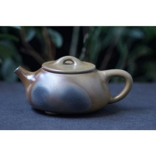 【宜興蜀山陶業生產合作社出品】石瓢壺~300cc窯變段泥茶壺(T1502)