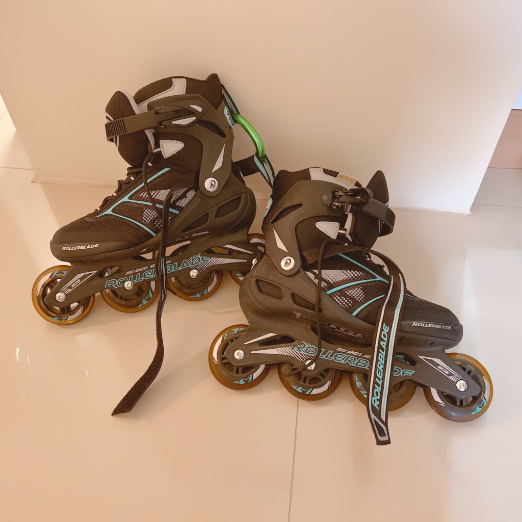 二手近全新 義大利品牌 Rollerblade ZETRABLADE 女用成人直排輪 （含背帶、不含護具）