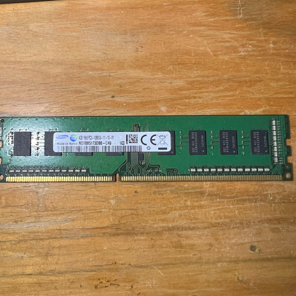 三星 DDR3 1600 4G