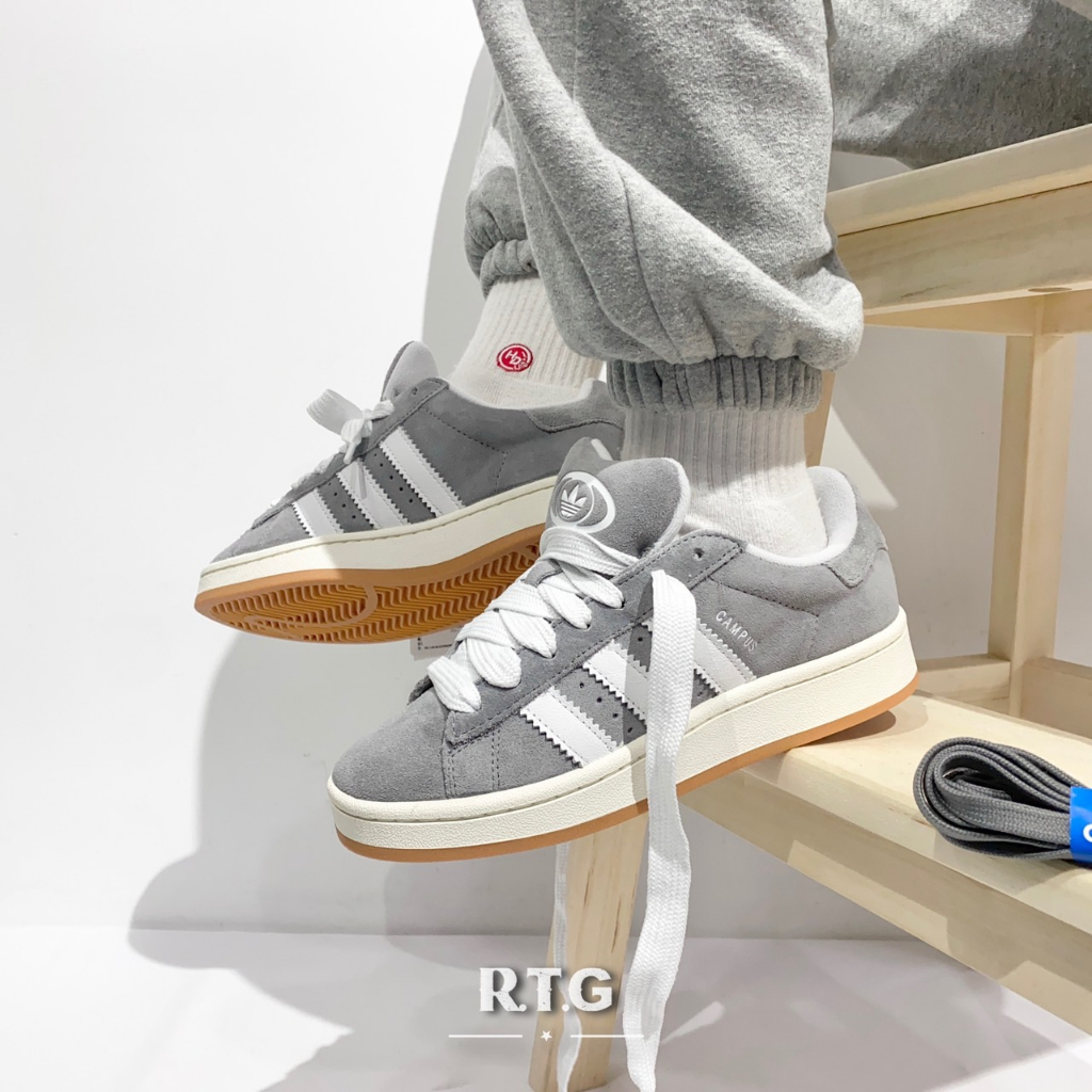 【RTG】ADIDAS OG CAMPUS 00S 灰色 復古 厚鞋舌 麂皮 膠底 經典 三葉草 男女鞋 HQ8707