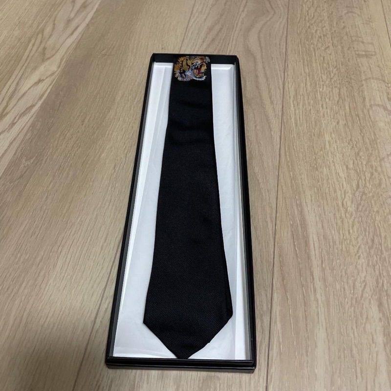 gucci 老虎 領帶 極美品 附盒子 虎 黑色