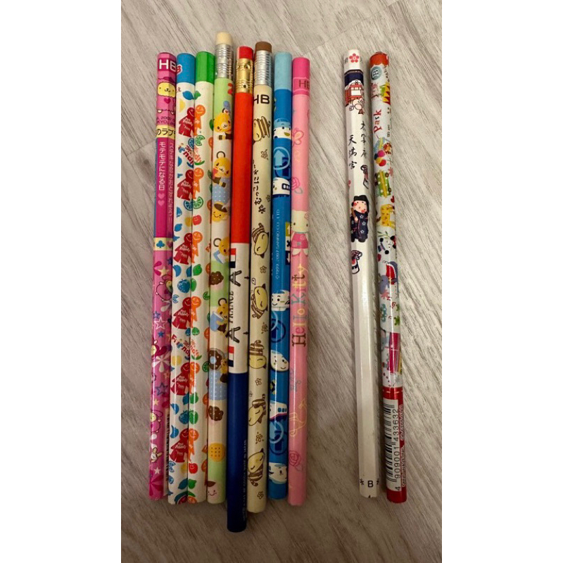 日本製鉛筆 （左HB 右B）Hello Kitty、布丁狗、Mr. Friendly
